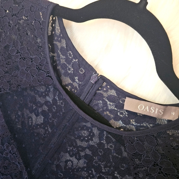 Oasis Sweetheart & Lace Long Sleeve Dress - Picture 4 of 5